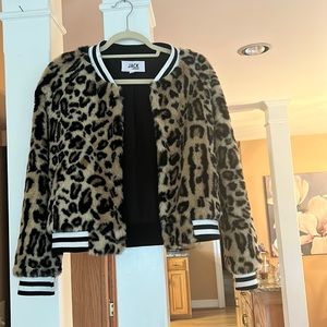 Leopard bomber jacket